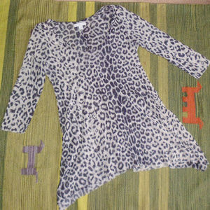 New York & Company leopard print tunic top XL
